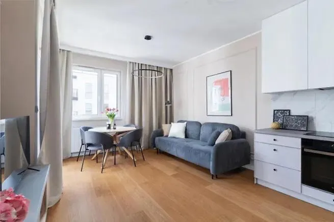 Jetset Airport Apartment Warsaw